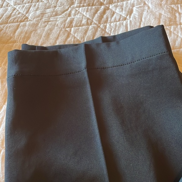 Vince Tapered Black Pull On Pant - Retail $325 Black Size Large - Picture 8 of 8